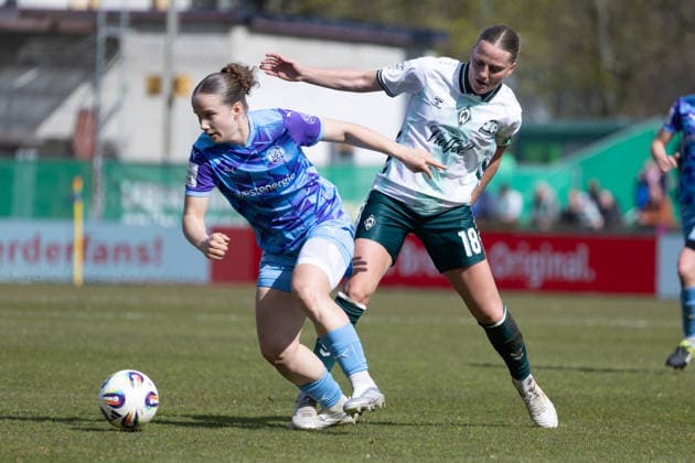 Germany Soccer Google Pixel Womens Bundesliga 2025 26, 22 Matchday SV Werder Bremen vs SGS Essen Weserstadion Platz 11 Bremen Lina Hausicke SV Werder Bremen, 18 Kassandra Potsi SGS Essen, 28 Copyright: xAylinxKreutzsteinx