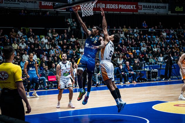 29 03 2026, xhfmx, Basketball easyCredit BBL Bundesliga, Frankfurt Skyliners Rostock Seawolves v l William Christmas Skyliners Frankfurt , DÂ Shawn Schwartz Rostock Seawolves DFL DFB REGULATIONS PROHIBIT ANY USE OF PHOTOGRAPHS as IMAGE SEQUENCES and or QUASI VIDEO Frankfurt am Main