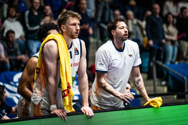 29 03 2026, xhfmx, Basketball easyCredit BBL Bundesliga, Frankfurt Skyliners Rostock Seawolves v l Andy van Vliet Rostock Seawolves , Sid Marlon Theis Rostock Seawolves DFL DFB REGULATIONS PROHIBIT ANY USE OF PHOTOGRAPHS as IMAGE SEQUENCES and or QUASI VIDEO Frankfurt am Main