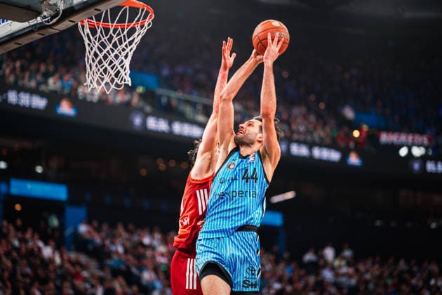 Easycredit BBL Veolia Towers Hamburg FC Bayern Munich Basketball, 29 03 2026 Benedikt TurudiÄ‡ Veolia Towers Hamburg, 44 throws Easycredit BBL Veolia Towers Hamburg vs FC Bayern Munich Basketball on 29 03 2026 at Barclays Arena, Hamburg Copyright: xBEAUTIFULxSPORTS Tonhäuserx