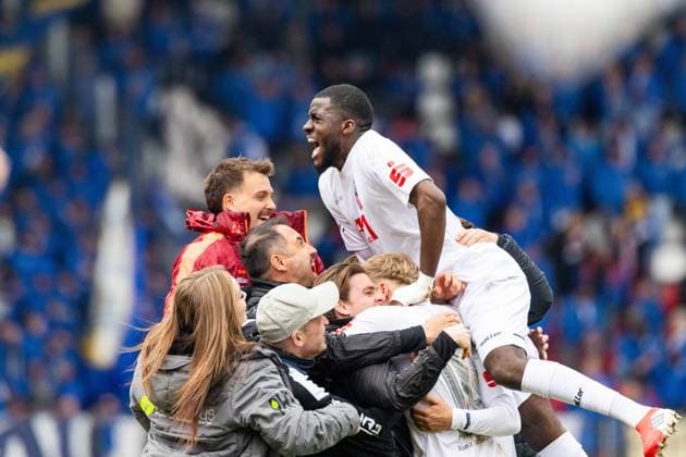 29.03.2026, GER, Fussball, Maenner, Saison 25 26, Thueringen Pokal, Halbfinale, FC Rot-Weiss Erfurt - FC Carl Zeiss Jena Marco Ferdinand Wolf (FC Rot-Weiss Erfurt) schiesst in der 81min. den 4:3 Führungstreffer 99096 Erfurt Steigerwaldstadion Rasenplatz Thueringen Deutschland *** 29 03 2026, GER, Soccer, Men, Season 25 26, Thuringia Cup, Semifinal, FC Rot Weiss Erfurt FC Carl Zeiss Jena Marco Ferdinand Wolf FC Rot Weiss Erfurt scores the 4 3 lead goal in the 81min 99096 Erfurt Steigerwaldstadion Rasenplatz Thueringen Germany