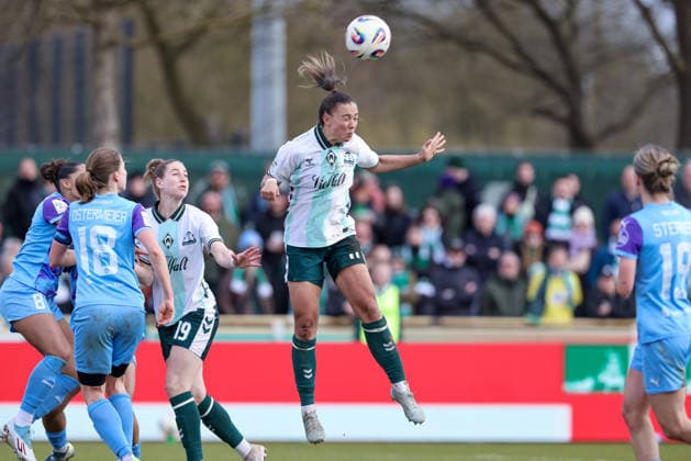 Maja Sternad SV Werder Bremen, 11 at header, Action, Action, Game scene, THE DFB GUIDELINES PROHIBIT ANY USE OF PHOTOGRAPHS AS IMAGE SEQUENCES AND OR VIDEO LIKE PHOTO STREAMS DFB REGULATIONS PROHIBIT ANY USE OF PHOTOGRAPHS AS IMAGE SEQUENCES AND OR QUASI VIDEO , 29 03 2026, Bremen Germany , Football, Google Pixel Women Bundesliga, SV Werder Bremen SGS Essen xobx