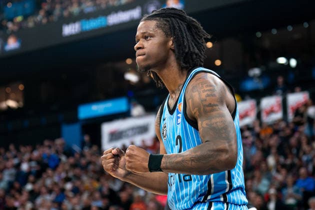 Leonard Thorpe Jr Veolia Towers Hamburg, 02 cheers cheers, GER, Veolia Towers Hamburg vs FC Bayern Muenchen Basketball, Basketball, Bundesliga, Matchday 22, Season 2025 2026, 29 03 2026 GER, Veolia Towers Hamburg vs FC Bayern Muenchen Basketball, Basketball, Bundesliga, Matchday 22, Season 2025 2026, 29 03 2026 Hamburg Copyright: xEibner-Pressefoto MaxxVincenx EP_MVN