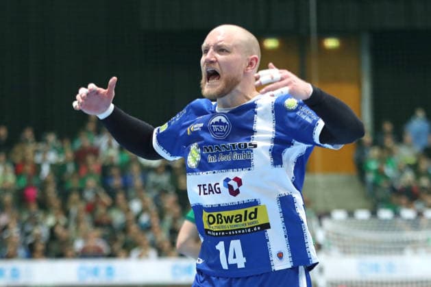 Handball DAIKIN HBL, SC DHfK Leipzig ThSV Eisenach 29 03 2026 Peter Walz 14, ThSV Eisenach whips up the crowd, Emotions Handball, DAIKIN HBL, 1 Bundesliga, Season 2025 2026, 26 Matchday SC DHfK Leipzig vs ThSV Eisenach on 29 03 2026 at Quarterback Immobilien Arena Leipzig Copyright: xBEAUTIFULxSPORTS JanxKaeferx