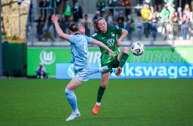 Germany Womens Bundesliga 2025 2026, 22 Matchday VfL Wolfsburg VS 1 FC Union Berlin AOK Stadion Wolfsburg Sophie Weidauer 1 FC Union Berlin Women, 9 Janou Levels VfL Wolfsburg Women, 15 Wolfsburg Copyright: xAymanxAlahmedx