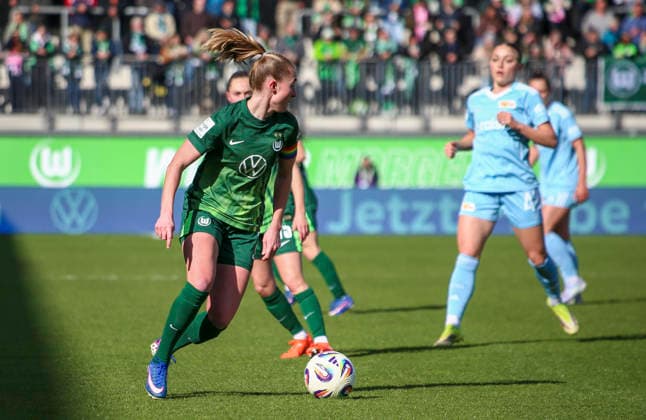 Germany Womens Bundesliga 2025 2026, Matchday 22 VfL Wolfsburg VS 1 FC Union Berlin AOK Stadion Wolfsburg Janina Minge VfL Wolfsburg Women, 6 Wolfsburg Copyright: xAymanxAlahmedx