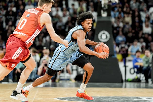 Germany easyCredit BBL, Main Round 2025 26, 22 Matchday Veolia Towers Hamburg vs FC Bayern Munich Basketball Barclays Arena Hamburg Ross Williams Veolia Towers Hamburg, 34 , Neno Dimitrijevic FC Bayern Munich Basketball, 0 Copyright: xStefanxTrochax
