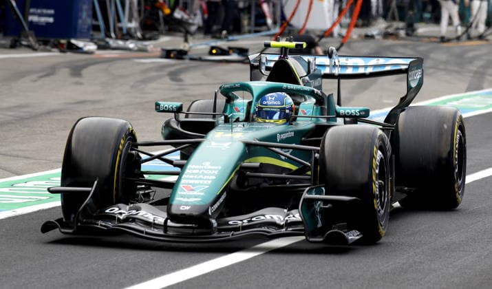 Formula One Japanese Grand Prix - Race Aston Martin driver Fernando Alonso of Spain drives off after a pitstop during the Formula 1 Japanese Grand Prix at the Suzuka International Racing Course racetrack in Suzuka, Japan, 29 March 2026. SUZUKA Japan  Copyright: xFRANCKxROBICHONx xPOOLx