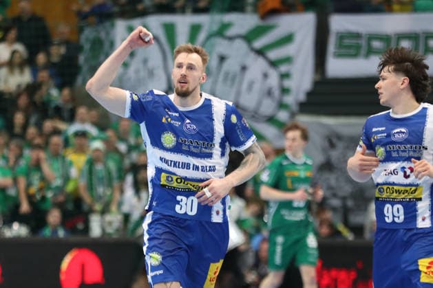 Handball DAIKIN HBL, SC DHfK Leipzig ThSV Eisenach 29 03 2026 Dominik Solak 30, ThSV Eisenach with cheering pose Handball, DAIKIN HBL, 1 Bundesliga, Season 2025 2026, Matchday 26 SC DHfK Leipzig vs ThSV Eisenach on 29 03 2026 at Quarterback Immobilien Arena Leipzig Copyright: xBEAUTIFULxSPORTS JanxKaeferx