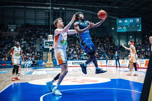 Andy van Vliet Rostock Seawolves 81 , Swope Skyliners Frankfurt, 01 GER, Skyliners Frankfurt vs Rostock Seawolves, easycredit BBL, Bundesliga, Matchday 26, Season 2025 2026 29 03 2026 Eibner Pressefoto Attila Ziga GER, Skyliners Frankfurt vs Rostock Seawolves, easycredit BBL, Bundesliga, Matchday 26, Season 2025 2026 29 03 2026 Frankfurt am Main Copyright: xEibner-Pressefotox EP_AZA