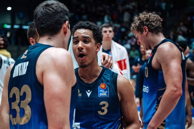 Cheers, joy at Garai Zeeb Skyliners Frankfurt, 03 GER, Skyliners Frankfurt vs Rostock Seawolves, easycredit BBL, Bundesliga, Matchday 26, Season 2025 2026 29 03 2026 Eibner Pressefoto Attila Ziga GER, Skyliners Frankfurt vs Rostock Seawolves, easycredit BBL, Bundesliga, Matchday 26, Season 2025 2026 29 03 2026 Frankfurt am Main Copyright: xEibner-Pressefotox EP_AZA