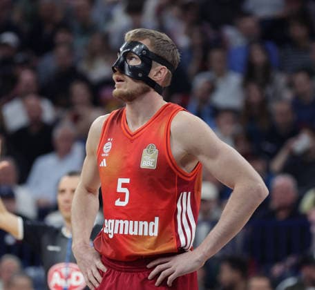 Niels Giffey FC Bayern Muenchen disappointed Basketball, Men, Season 2025 2026, easyCredit Basketball Bundesliga, Basketball, Veolia Hamburg Towers vs FC Bayern Muenchen, 96 81