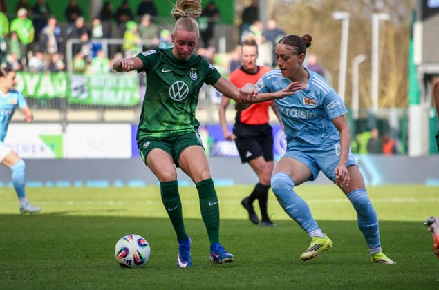 Germany Womens Bundesliga 2025 2026, 22 Matchday VfL Wolfsburg VS 1 FC Union Berlin AOK Stadion Wolfsburg Ella Peddemors VfL Wolfsburg Women, 5 Lia Kamber 1 FC Union Berlin Women, 41 Wolfsburg Copyright: xAymanxAlahmedx