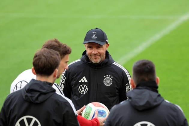 29 03 26 DFB Training Germany, Stuttgart, 29 03 2026, Football, National Team 2026, DFB Germany, Training Alfred Schreuder Co Coach