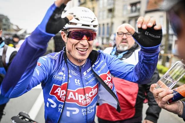 Belgian Jasper Philipsen of Alpecin-Premier Tech celebrates after winning the men elite Middelkerke-Wevelgem - In Flanders Fields one day cycling race, 240.8 km from Middelkerke to Wevelgem, on Sunday 29 March 2026. JASPERxJACOBS  x169255315x