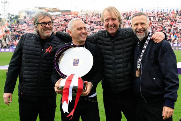 Fabio Gallo head coach di L.R. Vicenza, Giorgio Zamuner Director of of L.R. Vicenza, Stefano Rosso president of LR Vicenza celebrate their victory at the end of the match during the match of 34th day of the Serie B Championship between L.R. Vicenza vs Union Brescia at the Romeo Menti Stadium on 29 March 2026 in Vicenza, VI.  Copyright: xEmanuelexPennacchio IPAxSportx xipa-agency.netx xx IPA_73606549 IPA_Agency_IPA73606549