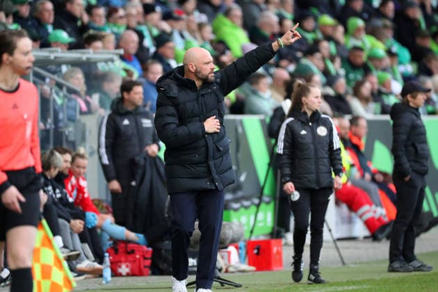 VfL vs Berlin, BL Women Wolfsburg, 29 03 2026, Football, Women, Google Pixel Bundesliga, Season 2025 2026, VfL Wolfsburg vs FC Union Berlin, Head Coach Stephan Lerch VfL Wolfsburg , loudly on the sideline, gesticulating AOK Stadion Niedersachsen Germany