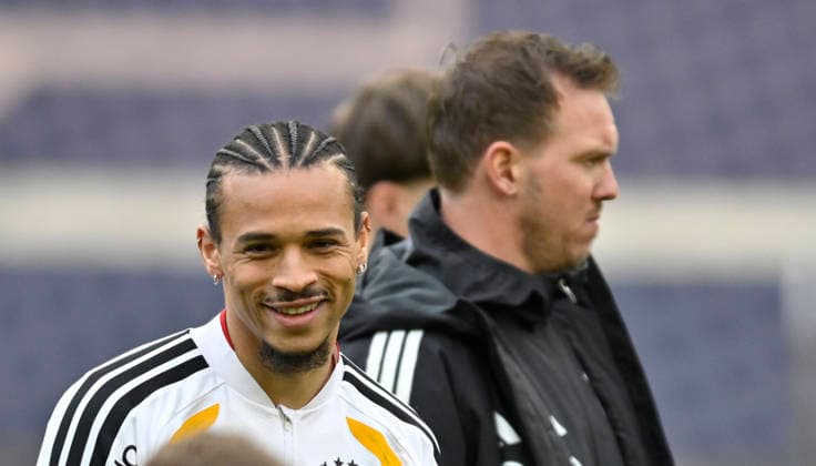 Leroy Sane GER 19 behind national coach Coach Julian Nagelsmann GER warm-up training iam 29 03 2026 m ahead of DFB Laenderspiel Germany GER vs Ghana GHA Freundschatsspiel Testspiel am 30 03 2026 DFL REGULATIONS PROHIBIT ANY USE OF PHOTOGRAPHS AS IMAGE SEQUENCES AND OR QUASI VIDEO DFB Laenderspiel Germany GER vs Ghana GHA