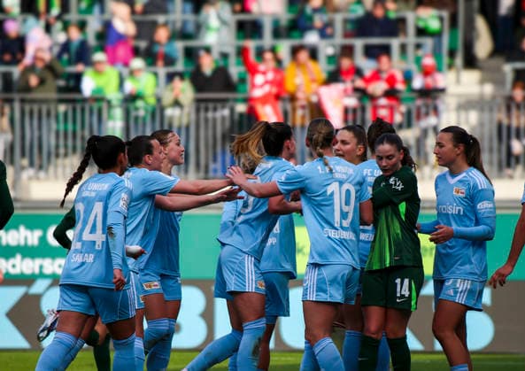 Germany Womens Bundesliga 2025 2026, 22 Matchday VfL Wolfsburg VS 1 FC Union Berlin AOK Stadion Wolfsburg Goal and goal celebration for Fatma Sakar 1 FC Union Berlin Women, 24 Samantha Steuerwald 1 FC Union Berlin Women, 19 Lia Kamber 1 FC Union Berlin Women, 41 Wolfsburg Copyright: xAymanxAlahmedx