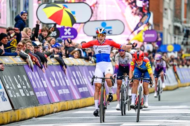 In Flanders Fields in Wevelgem Women 2026 Cycling Race WEVELGEM, BELGIUM - MARCH 29 : Wiebes Lorena (NED) of Team SD Worx - Protime celebrating her victory, Moors Fleur (BEL) of Lidl - Trek during the 13rd edition of In Flanders Fields in Wevelgem Women an UCI Women s World Tour 1.WWT one day cycling road race for Women Elite of 134 km with start in Wevelgem and finish in Wevelgem on March 29, 2026 in Wevelgem, Belgium, 29 03 2026 ( Motordriver Serge Seynaeve - Wevelgem Belgium  Copyright: xJanxDexMeuleneirx