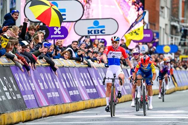 In Flanders Fields in Wevelgem Women 2026 Cycling Race WEVELGEM, BELGIUM - MARCH 29 : Wiebes Lorena (NED) of Team SD Worx - Protime celebrating her victory, Moors Fleur (BEL) of Lidl - Trek during the 13rd edition of In Flanders Fields in Wevelgem Women an UCI Women s World Tour 1.WWT one day cycling road race for Women Elite of 134 km with start in Wevelgem and finish in Wevelgem on March 29, 2026 in Wevelgem, Belgium, 29 03 2026 ( Motordriver Serge Seynaeve - Wevelgem Belgium  Copyright: xJanxDexMeuleneirx