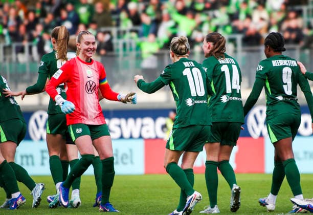 Germany Womens Bundesliga 2025 2026, Matchday 22 VfL Wolfsburg VS 1 FC Union Berlin AOK Stadion Wolfsburg Goal and goal celebration for Svenja Huth VfL Wolfsburg Women, 10 Lineth Beerensteyn VfL Wolfsburg Women, 9 Smilla Vallotto VfL Wolfsburg Women, 14 Janina Minge VfL Wolfsburg Women, 6 Wolfsburg Copyright: xAymanxAlahmedx
