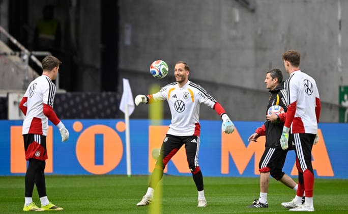 Goalkeeper Oliver Baumann GER 01 Goalkeeper Alexander Nuebel GER 12 Goalkeeper Finn Dahmen GER 21 Action warm-up training iam 29 03 2026 m ahead of DFB Laenderspiel Deutschland GER vs Ghana GHA Freundschatsspiel Testspiel am 30 03 2026 DFL REGULATIONS PROHIBIT ANY USE OF PHOTOGRAPHS AS IMAGE SEQUENCES AND OR QUASI VIDEO DFB Laenderspiel Deutschland GER vs Ghana GHA
