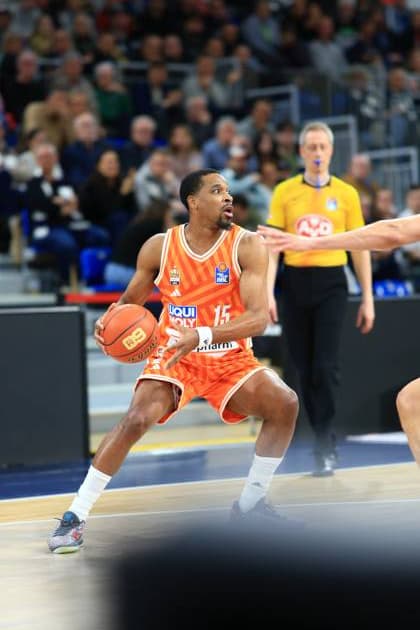 Game action with Marcel Keßen 15 MLP Academics Heidelberg and Alec Anigbata 7 Ratiopharm Ulm Marcel Keßen 15 MLP Academics Heidelberg with ball against Alec Anigbata 7 Ratiopharm Ulm Copyright: xspeedshotx