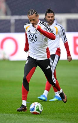 Leroy Sane GER 19 Action on the ball Serge Gnabry GER 20 Warm-up training iam 29 03 2026 m ahead of DFB Laenderspiel Deutschland GER vs Ghana GHA Freundschatsspiel Testspiel am 30 03 2026 DFL REGULATIONS PROHIBIT ANY USE OF PHOTOGRAPHS AS IMAGE SEQUENCES AND OR QUASI VIDEO DFB Laenderspiel Deutschland GER vs Ghana GHA