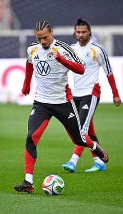 Leroy Sane GER 19 Action on the ball Serge Gnabry GER 20 Warm-up training iam 29 03 2026 m ahead of DFB Laenderspiel Deutschland GER vs Ghana GHA Freundschatsspiel Testspiel am 30 03 2026 DFL REGULATIONS PROHIBIT ANY USE OF PHOTOGRAPHS AS IMAGE SEQUENCES AND OR QUASI VIDEO DFB Laenderspiel Deutschland GER vs Ghana GHA