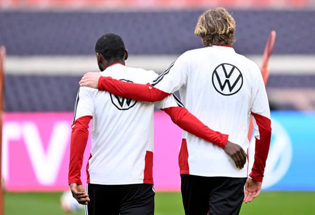 Antonio Ruediger GER 02 Nick Woltemade GER 11 from behind Hug Gesture Gesture Warming up Training iam 29 03 2026 m ahead of the DFB Laenderspiel Germany GER vs Ghana GHA Freundschatsspiel Testspiel am 30 03 2026 DFL REGULATIONS PROHIBIT ANY USE OF PHOTOGRAPHS AS IMAGE SEQUENCES AND OR QUASI VIDEO DFB Laenderspiel Germany GER vs Ghana GHA
