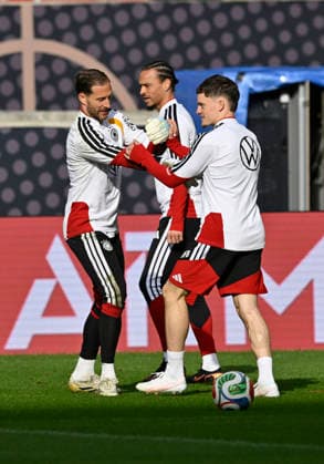 Goalkeeper Oliver Baumann GER 01 Leroy Sane GER 19 Florian Wirtz GER 17 Warm-up training iam 29 03 2026 m ahead of DFB Laenderspiel Deutschland GER vs Ghana GHA Freundschatsspiel Testspiel am 30 03 2026 DFL REGULATIONS PROHIBIT ANY USE OF PHOTOGRAPHS AS IMAGE SEQUENCES AND OR QUASI VIDEO DFB Laenderspiel Deutschland GER vs Ghana GHA