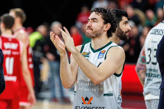 Clay Guillozet Vet Concept Gladiators Trier, 04 , end of game, disappointed, disappointment, negative emotions, negative emotion, single picture, single photo, portrait, portraet, BMA365 Bamberg Baskets vs Vet Concept Gladiators Trier, Basketball, easyCredit BBL, 26 Matchday, 29 03 2026 BMA365 Bamberg Baskets vs Vet Concept Gladiators Trier, Basketball, easyCredit BBL, 26 Matchday, 29 03 2026 Bamberg Copyright: xEibner-Pressefoto G.xSantemizx EP_EER