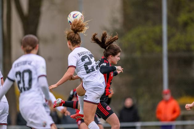 GER, Frankfurt, Eintracht Frankfurt II vs FC Ingolstadt, 2 Womens Bundesliga, Football, DFB, Season 2025 2026, Stadion am Brentanobad, 21 Matchday in picture Leonie Haberäcker FC Ingolstadt Women 27 , Georgia Stanti Eintracht Frankfurt II 10 DFB DFL REGULATIONS PROHIBIT ANY USE OF PHOTOGRAPHS AS IMAGE SEQUENCES AND OR QUASI VIDEO, 29 03 2026 Copyright: HMBxMedia HendrikxHamelau