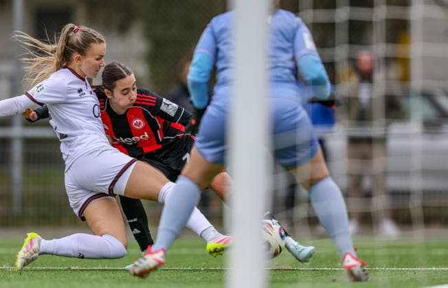 GER, Frankfurt, Eintracht Frankfurt II vs FC Ingolstadt, 2 Womens Bundesliga, Football, DFB, Season 2025 2026, Stadion am Brentanobad, 21 Matchday in the picture from l Jana Mijatovic FC Ingolstadt Women 21 , Emma Memminger Eintracht Frankfurt II 32 , Duel DFB DFL REGULATIONS PROHIBIT ANY USE OF PHOTOGRAPHS AS IMAGE SEQUENCES AND OR QUASI VIDEO, 29 03 2026 Copyright: HMBxMedia HendrikxHamelau