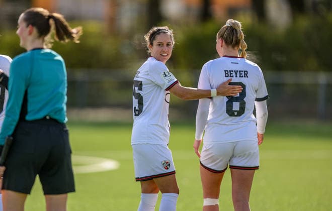 GER, Frankfurt, Eintracht Frankfurt II vs FC Ingolstadt, 2 Womens Bundesliga, Football, DFB, Season 2025 2026, Stadion am Brentanobad, 21 Matchday in picture FC Ingolstadt Women, Joy and emotions after the victory, Cheers, Jenny Beyer FC Ingolstadt Women 8 DFB DFL REGULATIONS PROHIBIT ANY USE OF PHOTOGRAPHS AS IMAGE SEQUENCES AND OR QUASI VIDEO, 29 03 2026 Copyright: HMBxMedia HendrikxHamelau