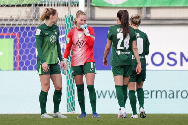 29 03 2026, xgrfx, Soccer Google Pixel Women Bundesliga, VfL Wolfsburg 1 FC Union Berlin v l Janina Minge in goal VfL Wolfsburg DFL DFB REGULATIONS PROHIBIT ANY USE OF PHOTOGRAPHS as IMAGE SEQUENCES and or QUASI VIDEO Wolfsburg