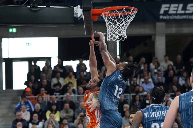 v li in duel, Christopher Ludlum Ratiopharm Ulm, 4 ,Osun Osunniyi MLP Academics Heidelberg, 12 GER, MLP Academics Heidelberg vs Ratiopharm Ulm, Basketball, easycredit Basketball Bundesliga, 26 Matchday, Season, 2025 2026, 29 03 2025 GER, MLP Academics Heidelberg vs Ratiopharm Ulm, Basketball, easycredit Basketball Bundesliga, 26 Matchday, Season, 2025 2026, 29 03 2025 Heidelberg Copyright: xEibner-Pressefoto JoergxHirschx EP_JHH