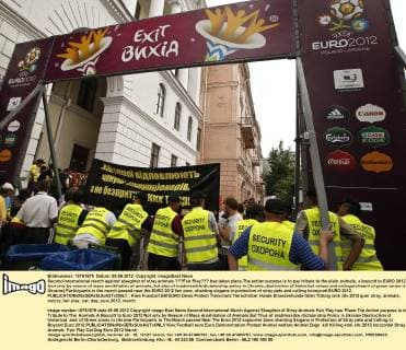 Football, EURO 2012, Animal rights activists demo near fan zone against animal cruelty to street dogs