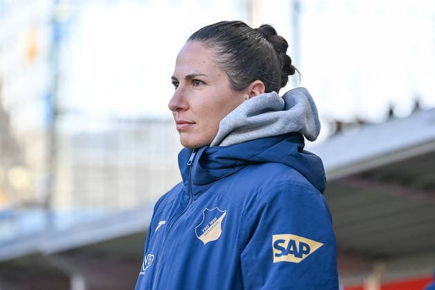 Eva Maria Virsinger TSG Hoffenheim, Coach GER, SC Freiburg TSG Hoffenheim, Women Football, Google Pixel Women Bundesliga, 22 Matchday, Season 2025 2026, 29 03 2026 DFB REGULATIONS PROHIBIT ANY USE OF PHOTOGRAPHS AS IMAGE SEQUENCES AND OR QUASI VIDEO GER, SC Freiburg TSG Hoffenheim, Women Football, Google Pixel Women Bundesliga, 22 Matchday, Season 2025 2026, 29 03 2026 Freiburg Copyright: xEibner-Pressefoto ThomasxHessx EP_THS