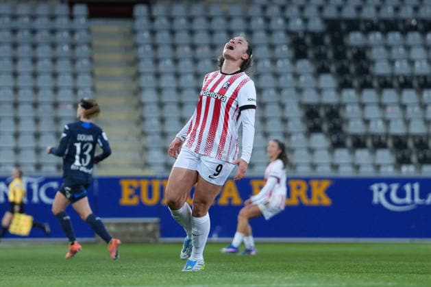 Svenja Fölmli Svenja Foelmli SC Freiburg, 09 misses goal chance , Germany, Soccer, GooglePixel Womens Bundesliga, 22 Matchday, 2025 2026, SC Freiburg vs TSG 1899 Hoffenheim, 29 03 2026, Dreisamstadion, Freiburg, Germany DFB REGULATIONS PROHIBIT ANY USE OF PHOTOGRAPHS AS IMAGE SEQUENCES AND OR QUASI VIDEO Freiburg Dreisamstadion Baden Wuerttemberg Germany Copyright: xArnexAmbergx