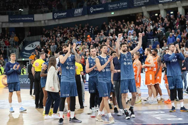 Happy winners MLP Academics Heidelberg GER, MLP Academics Heidelberg vs Ratiopharm Ulm, Basketball, easycredit Basketball Bundesliga, 26 Matchday, Season, 2025 2026, 29 03 2025 GER, MLP Academics Heidelberg vs Ratiopharm Ulm, Basketball, easycredit Basketball Bundesliga, 26 Matchday, Season, 2025 2026, 29 03 2025 Heidelberg Copyright: xEibner-Pressefoto JoergxHirschx EP_JHH