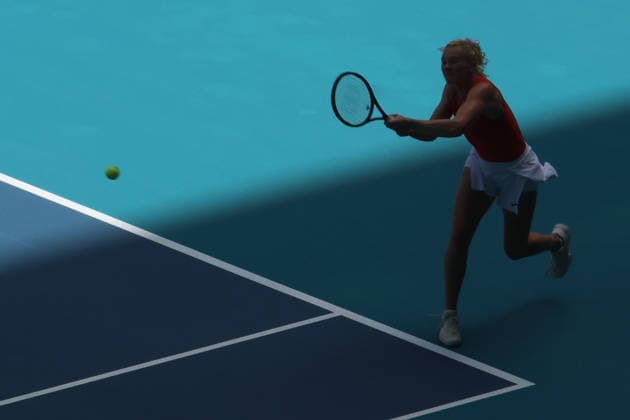 March 29, 2026, Miami Gardens, Florida, USA: KATERINA SINIAKOVA (CZE) returns the ball during her women s doubles finals match against SARA ERRANI (ITA) and JASMINE PAOLINI (ITA) at the Miami Open at Hard Rock Stadium in Miami Gardens, Florida. Miami Gardens USA - ZUMAv151 20260329_zsp_v151_004 Copyright: xLorenzoxVasquezx
