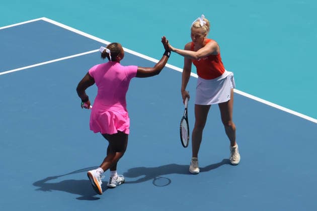 March 29, 2026, Miami Gardens, Florida, USA: TAYLOR TOWNSEND (USA) and KATERINA SINIAKOVA (CZE) react during their women s doubles finals match against SARA ERRANI (ITA) and JASMINE PAOLINI (ITA) at the Miami Open at Hard Rock Stadium in Miami Gardens, Florida. Teennis 2026: Miami Open Women Doubles Finals  - ZUMAv151 20260329_zsp_v151_026 Copyright: xLorenzoxVasquezx