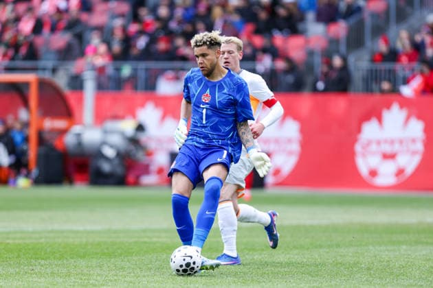 Canada v Iceland - International Friendly, Länderspiel, Nationalmannschaft Team Canada goalkeeper Dayne St. Clair passes the ball during an international friendly match between Canada and Iceland at BMO Field in Toronto, Ontario, Canada, on March 28, 2026. Toronto Ontario Canada  Copyright: xIndrawanxKumalax originalFilename:kumala-internat260328_npb61.jpg