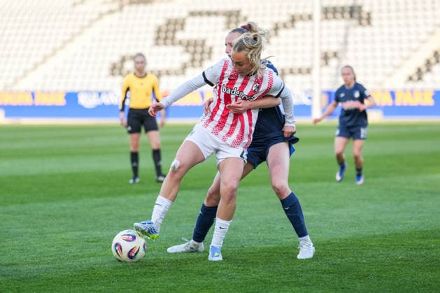 Google Pixel Womens Bundesliga SC Freiburg vs TSG Hoffenheim, 29 03 2026 duel between Sophie Nachtigall SC Freiburg, 27 and Vanessa Diehm TSG 1899 Hoffenheim, 6 Google Pixel Womens Bundesliga SC Freiburg vs TSG Hoffenheim, Dreisamstadion, 29 03 2026 DFB DFL REGULATIONS PROHIBIT ANY USE OF PHOTOGRAPHS AS IMAGE SEQUENCES AND OR QUASI VIDEO Copyright: xBEAUTIFULxSPORTS Boscox