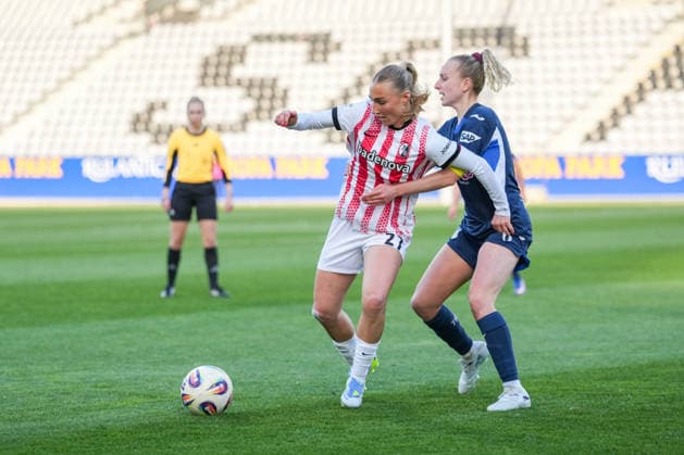 Google Pixel Womens Bundesliga SC Freiburg vs TSG Hoffenheim, 29 03 2026 duel between Sophie Nachtigall SC Freiburg, 27 and Vanessa Diehm TSG 1899 Hoffenheim, 6 Google Pixel Womens Bundesliga SC Freiburg vs TSG Hoffenheim, Dreisamstadion, 29 03 2026 DFB DFL REGULATIONS PROHIBIT ANY USE OF PHOTOGRAPHS AS IMAGE SEQUENCES AND OR QUASI VIDEO Copyright: xBEAUTIFULxSPORTS Boscox