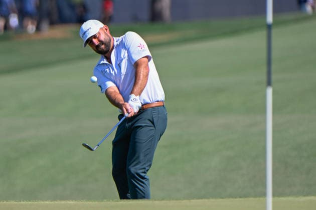 HOUSTON, TX - MARCH 29: Stephen Yaeger (DEU) chips up on to 1 during the final round of the Texas Children s Houston Open on March 29, 2026, at Memorial Park Golf Course, Houston, Texas. (Photo by Ken Murray Icon Sportswire) GOLF: MAR 29 PGA, Golf Herren Texas Children s Houston Open EDITORIAL USE ONLY Icon2603290044