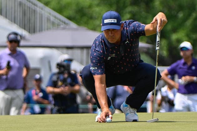 HOUSTON, TX - MARCH 29: Gary Woodland (USA) looks over his birdie putt on 9 during the final round of the Texas Children s Houston Open on March 29, 2026, at Memorial Park Golf Course, Houston, Texas. (Photo by Ken Murray Icon Sportswire) GOLF: MAR 29 PGA, Golf Herren Texas Children s Houston Open EDITORIAL USE ONLY Icon2603290334