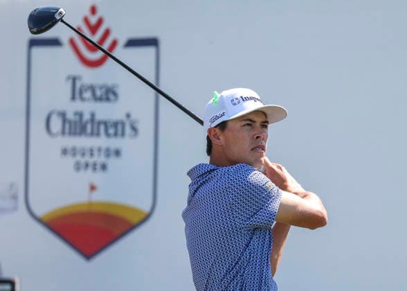 HOUSTON, TX - MARCH 29: Johnny Keefer (USA) watches his tee shot on 1 during the final round of the Texas Children s Houston Open on March 29, 2026, at Memorial Park Golf Course, Houston, Texas(Photo by Leslie Plaza Johnson Icon Sportswire) GOLF: MAR 29 PGA, Golf Herren Texas Children s Houston Open EDITORIAL USE ONLY Icon2603290244